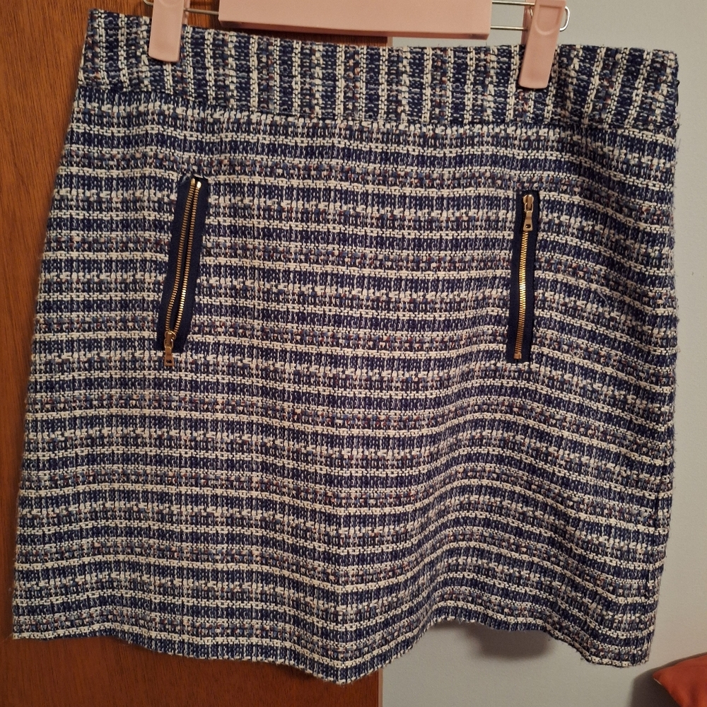 LOFT Women's Stylish Brown, Blue, and White Tweed Mini Skirt Size 8